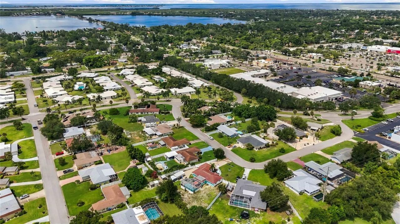 7221 8th Avenue Loop W, Bradenton, FL 34209 Photo