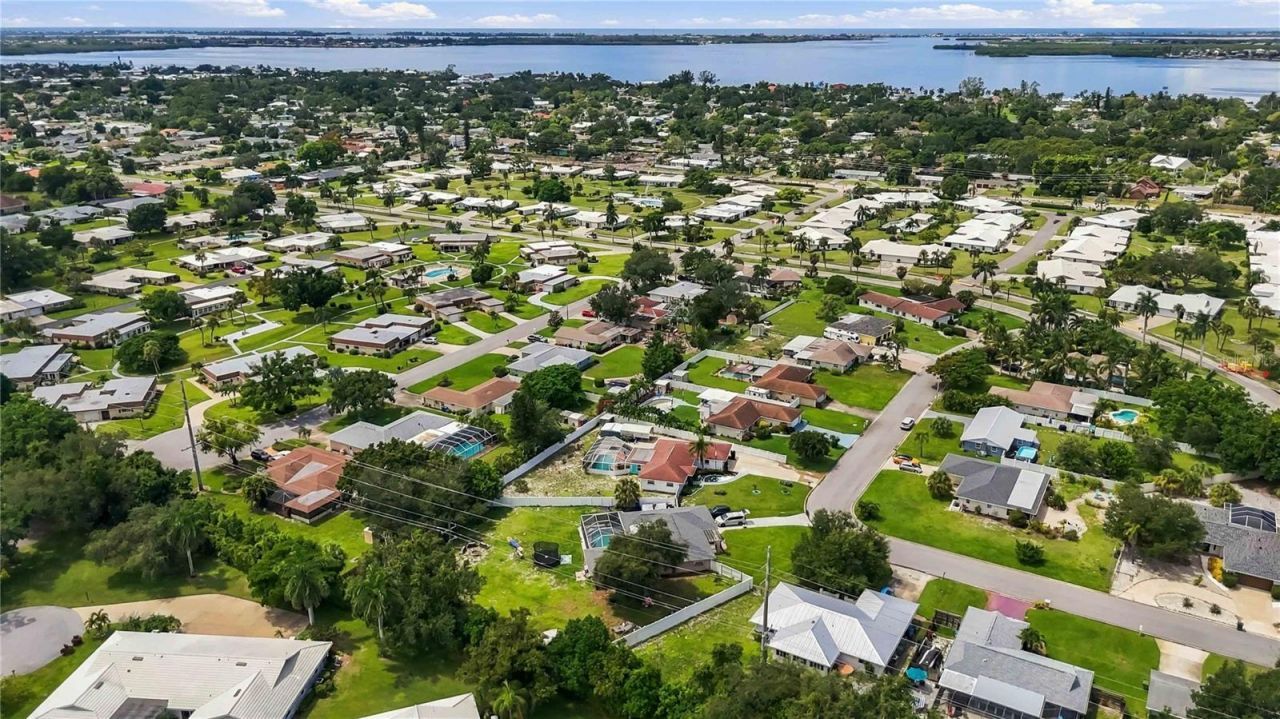 7221 8th Avenue Loop W, Bradenton, FL 34209 Photo