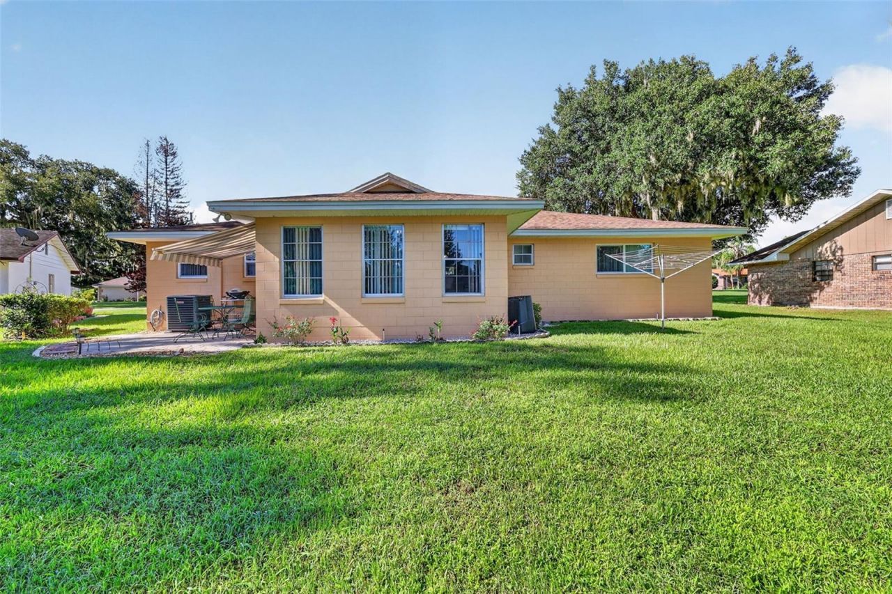 22 E Bay Avenue, Yalaha, FL 34797 Photo
