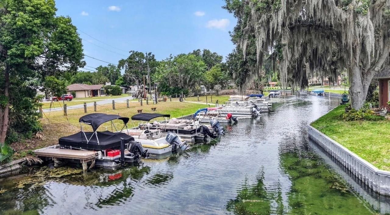 22 E Bay Avenue, Yalaha, FL 34797 Photo