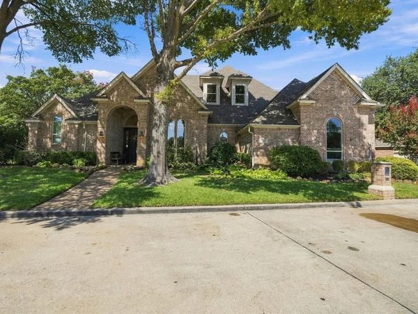 402 Southridge Lakes Parkway, Southlake, TX 76092