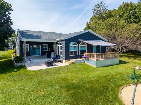 760 Lane 301 Barton Lk, Fremont, IN 46737