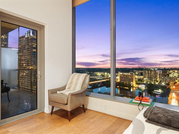 210 Lavaca ST, Unit 1902, Austin, TX 78701