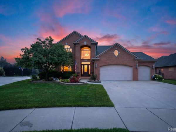 50414 Greycoat Lane , Macomb Township, Mi 48044