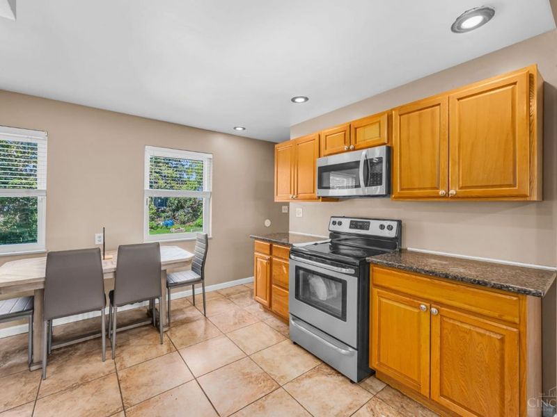 11935 Mill Road, Springfield Township, OH 45240 Photo 16