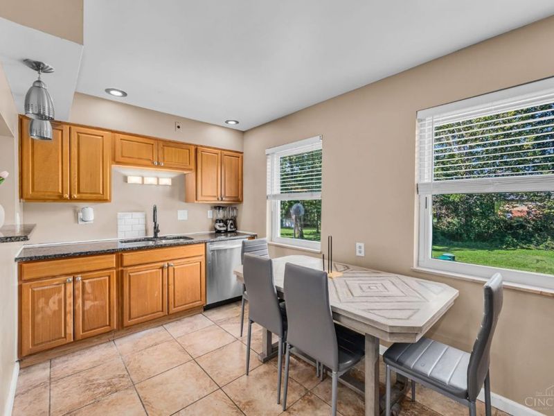 11935 Mill Road, Springfield Township, OH 45240 Photo 17