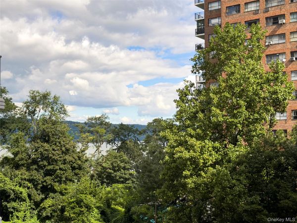 2621 Palisade Avenue , Unit 1G, Bronx, NY 10463