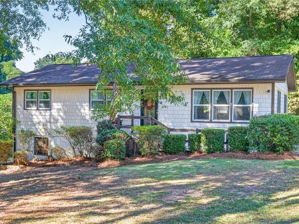 177 Dickson Drive , Jefferson, GA 30529