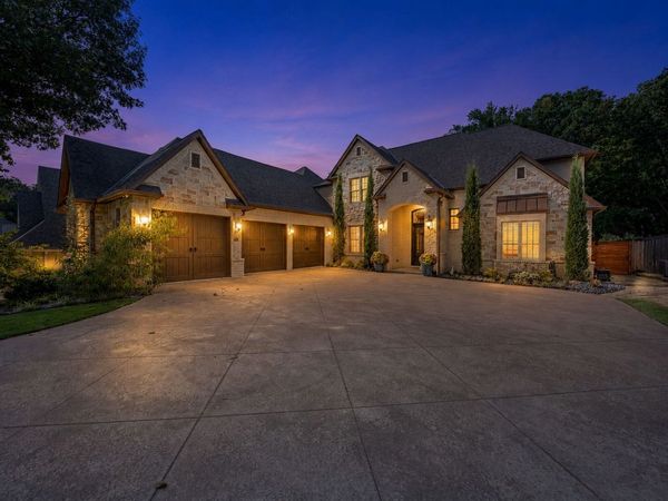 10610 S Nandina Court , Jenks, OK 74037