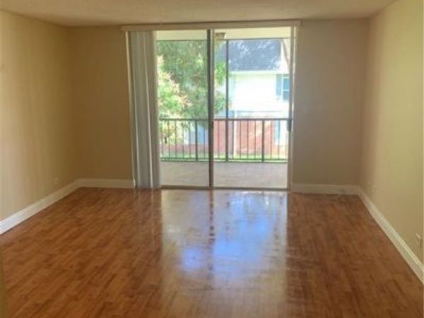 3650 INVERRARY Drive, Unit 2G, Lauderhill, FL 33319