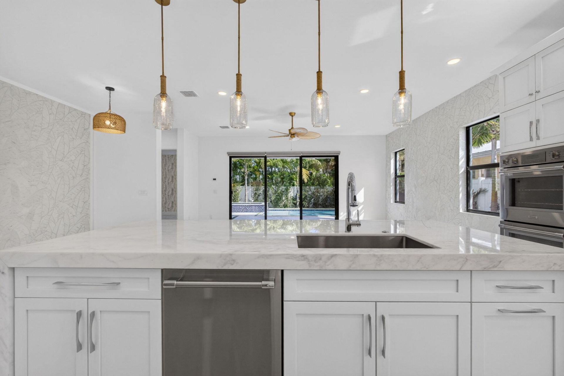 131 Edwards Lane, Palm Beach Shores, FL 33404 Photo