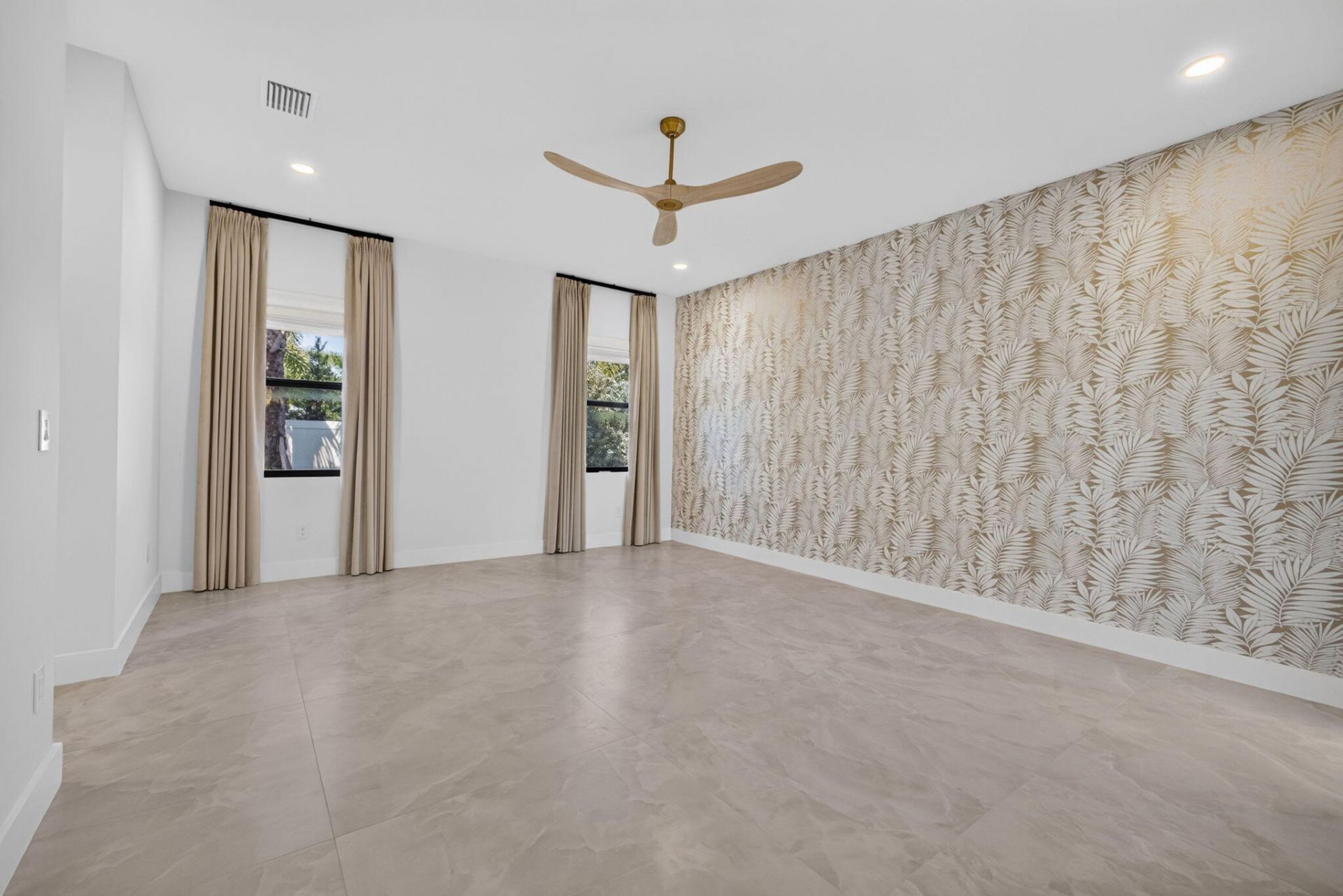 131 Edwards Lane, Palm Beach Shores, FL 33404 Photo
