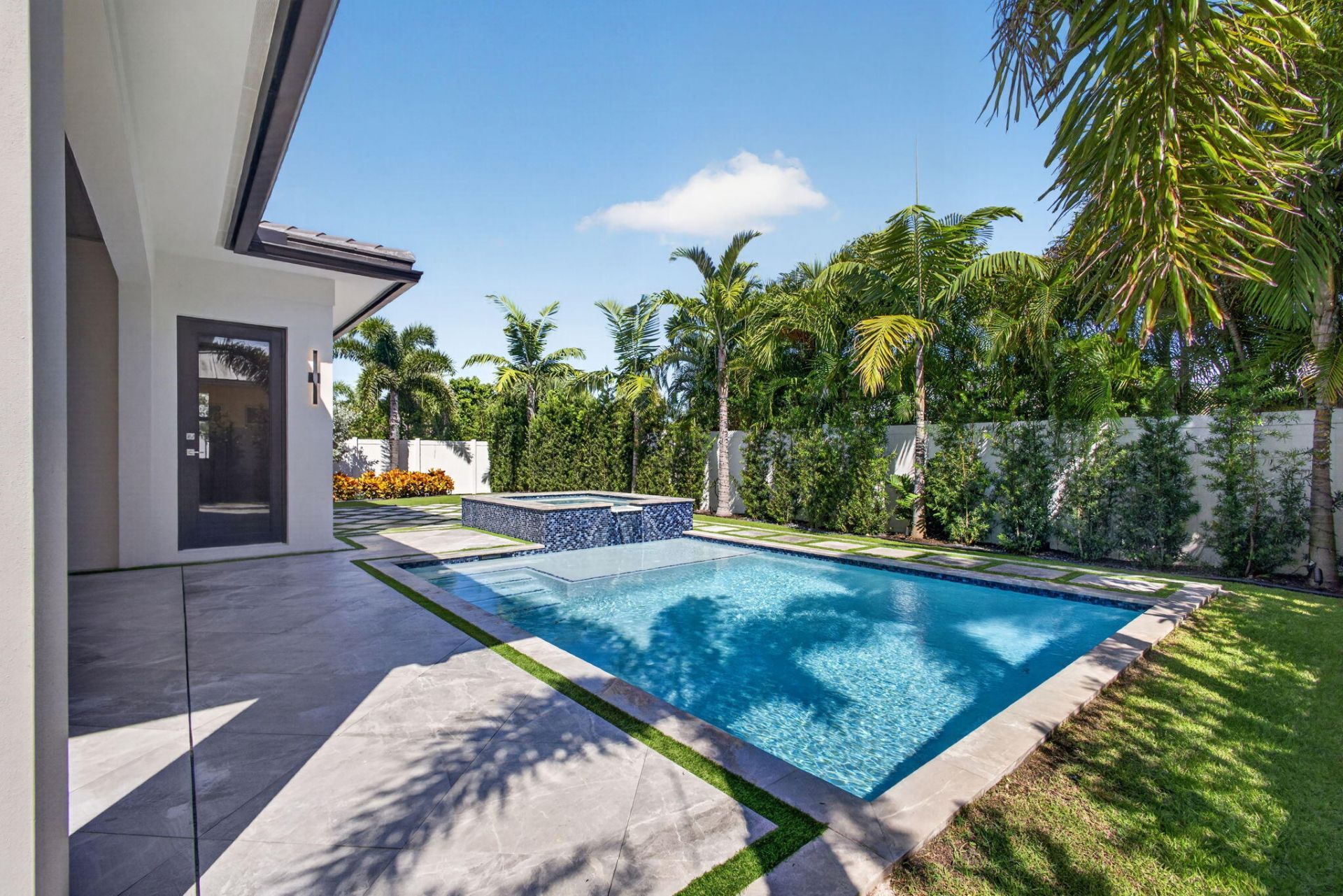 131 Edwards Lane, Palm Beach Shores, FL 33404 Photo