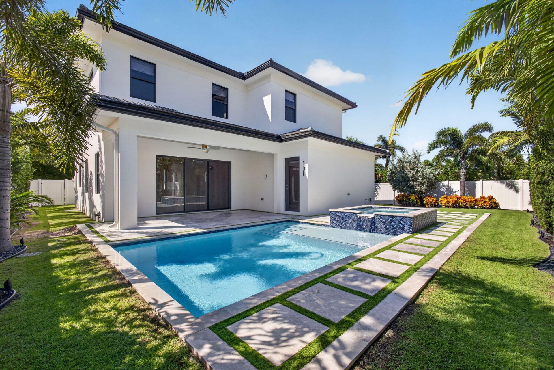 131 Edwards Lane, Palm Beach Shores, FL 33404 Photo