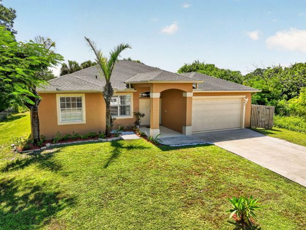 7907 Winter Garden Parkway, Fort Pierce, FL 34951