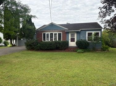 314 Summit Avenue , Oneida, NY 13421
