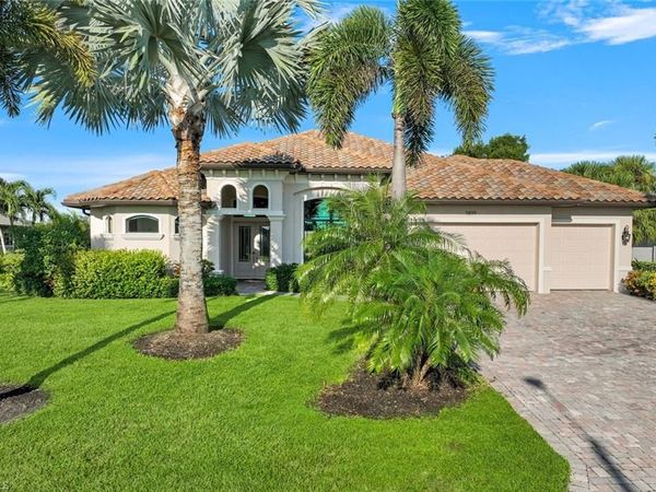 11899 King James CT, CAPE CORAL, FL 33991