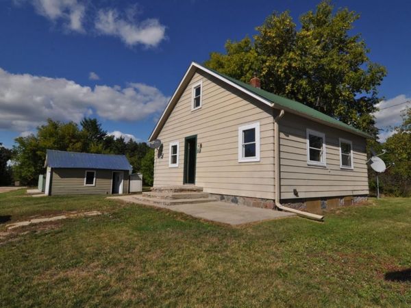 10 Hillside Avenue NW, Akeley, MN 56433