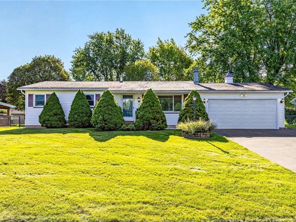 16 Ramsgate Drive, Rochester, NY 14624