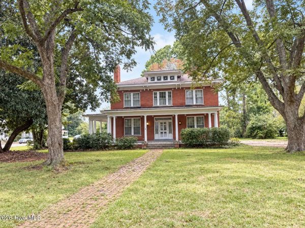 103 S Pender Street , Fremont, NC 27830