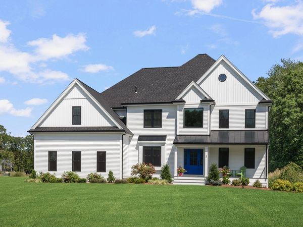 3 Bucklin Dr, Rehoboth, MA 02769