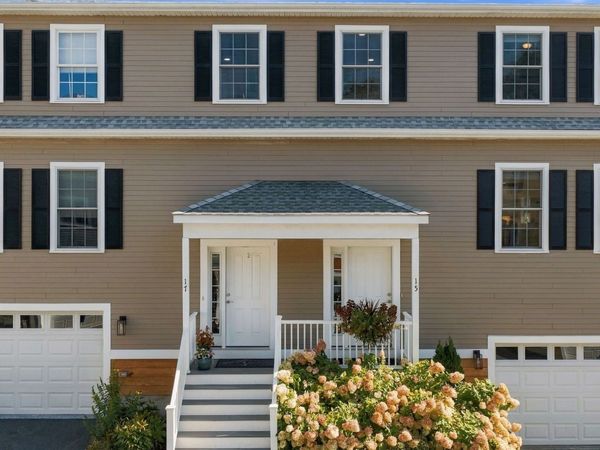15 Elbridge Lane, Unit 19, Marblehead, MA 01945