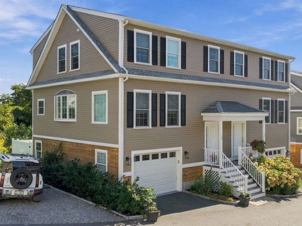15 Elbridge Lane, Unit 19, Marblehead, MA 01945