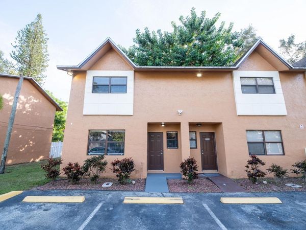3522 NW 91st Avenue, Sunrise, FL 33351