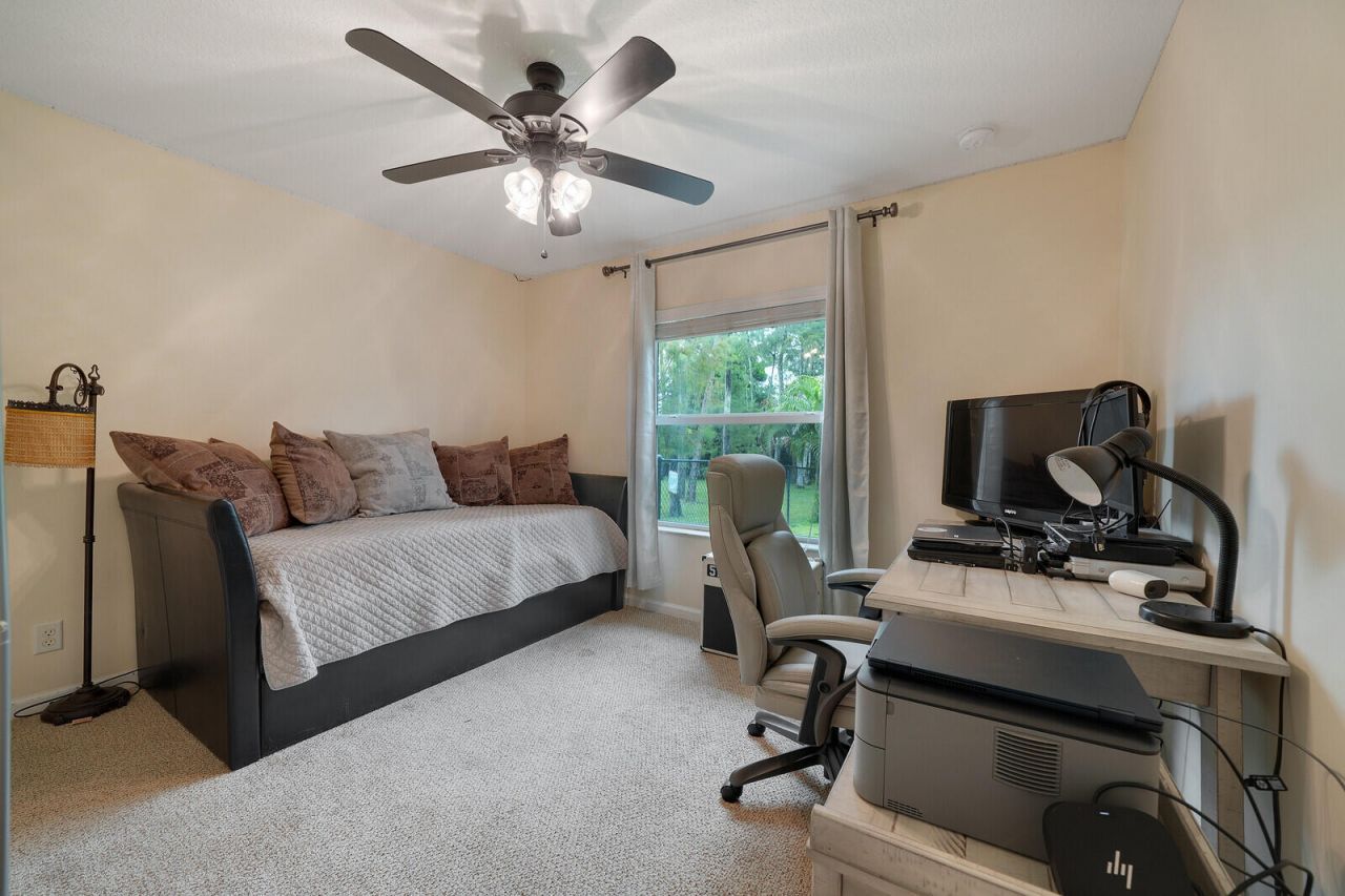 16395 E Hialeah Drive E, The Acreage, FL 33470 Photo