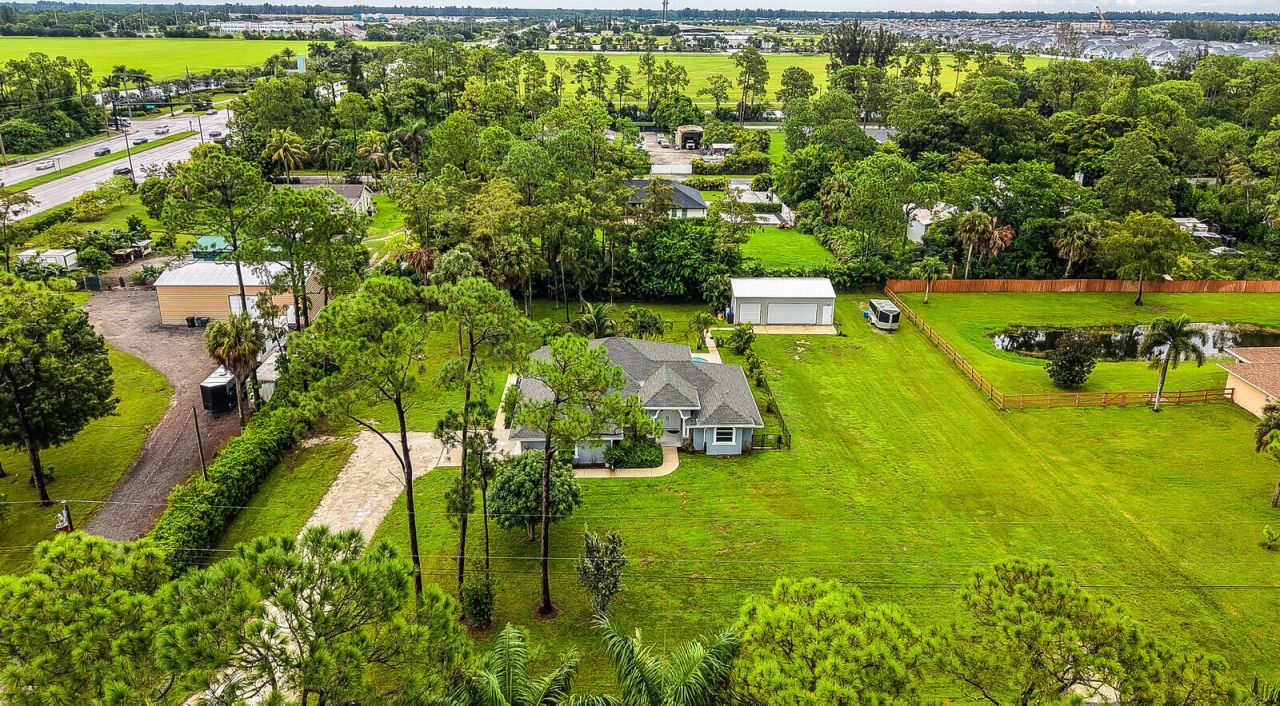 16395 E Hialeah Drive E, The Acreage, FL 33470 Photo