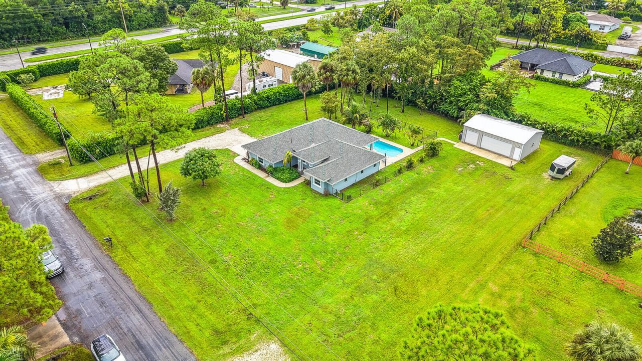 16395 E Hialeah Drive E, The Acreage, FL 33470 Photo