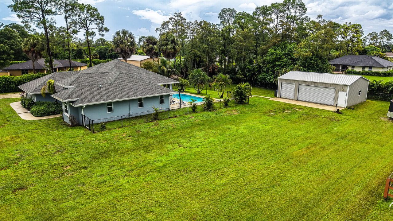16395 E Hialeah Drive E, The Acreage, FL 33470 Photo