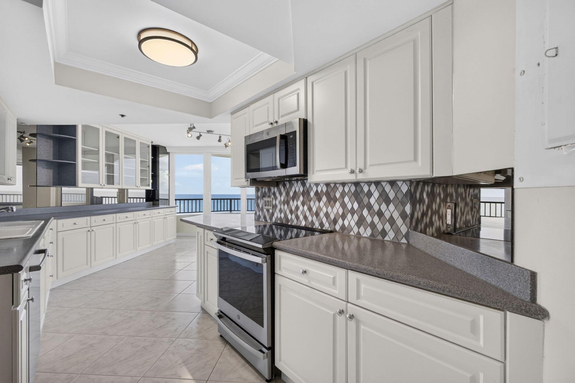 600 Ocean Drive, Unit 9A, Juno Beach, FL 33408 Photo