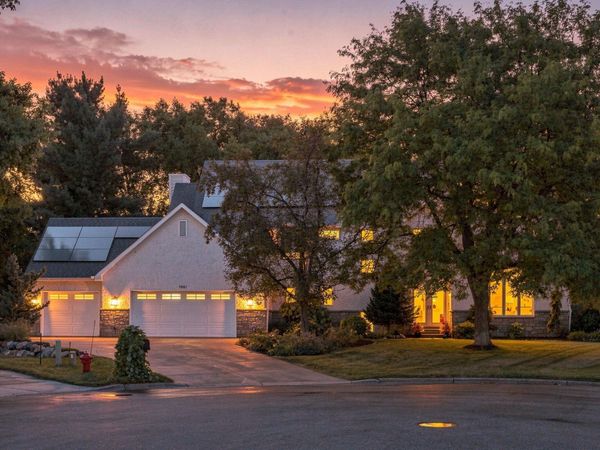 1851 South Lane, Mendota Heights, MN 55118