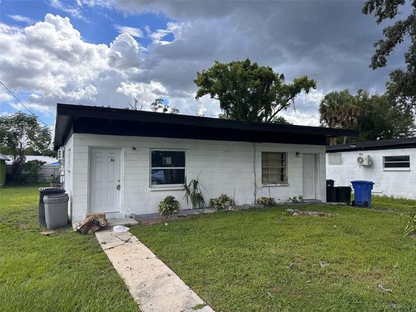 915 E 122ND AVENUE , TAMPA, FL 33612