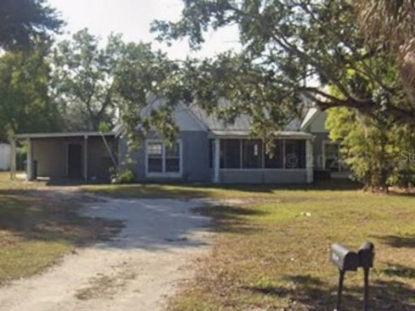 816 W COUNTRY CLUB DRIVE , TAMPA, FL 33612