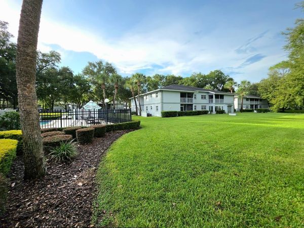 567 MIDWAY TRACK, Unit H104, OCALA, FL 34472