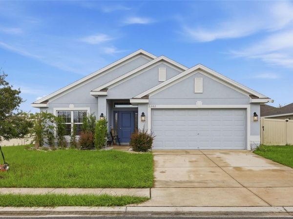 2302 FRIENDLY CONFINES LOOP , DAVENPORT, FL 33837