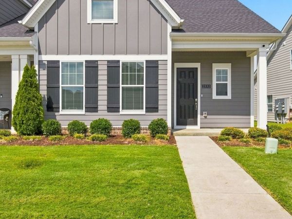 2532 Elmcroft Ave, Murfreesboro, TN 37128