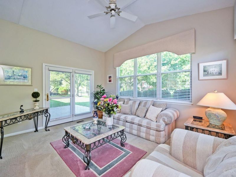 8575 Charleston Valley Drive, Mason, OH 45040 Photo 12