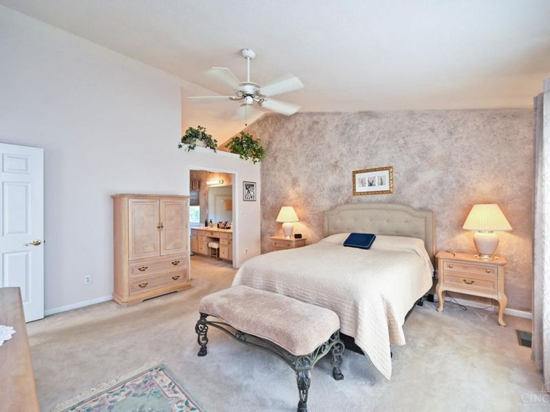 8575 Charleston Valley Drive, Mason, OH 45040 Photo 29
