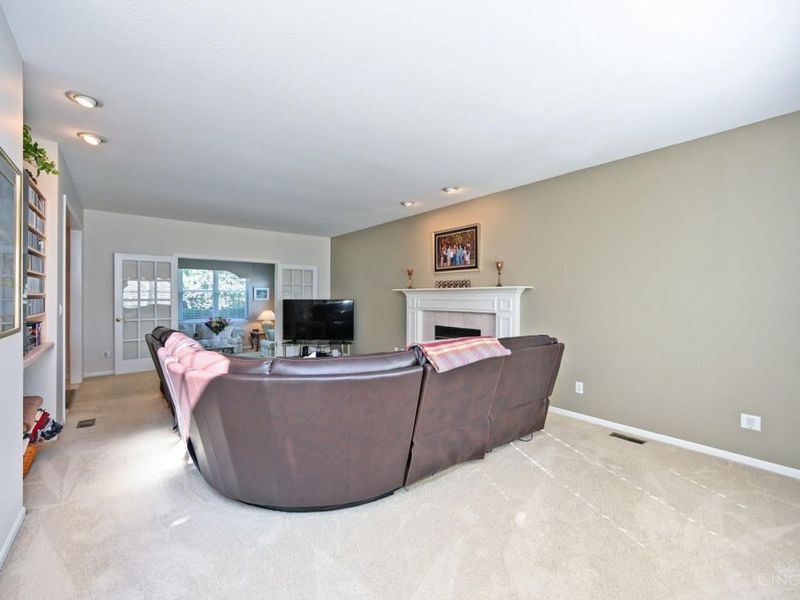 8575 Charleston Valley Drive, Mason, OH 45040 Photo 6