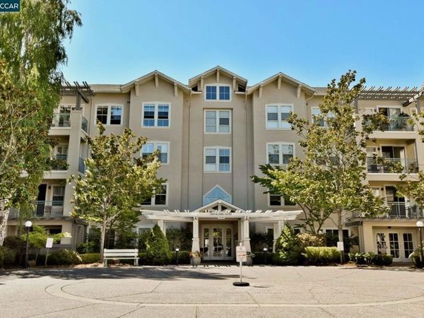 1840 Tice Creek Dr, Unit 2217, Walnut Creek, CA 94595