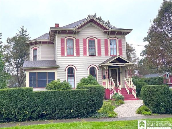 36 Central Avenue, Fredonia, NY 14063