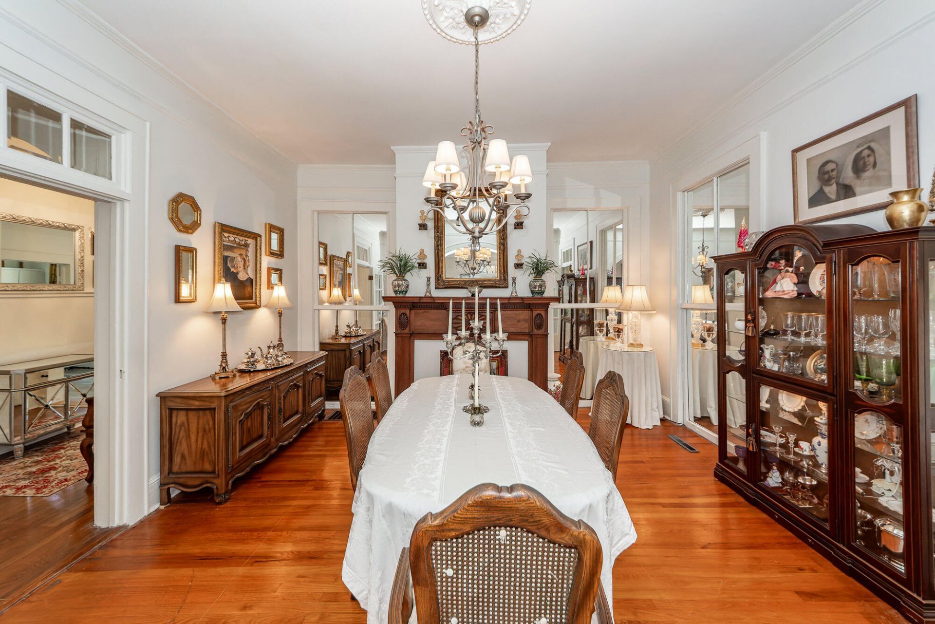 458 Hampton Street Photo 16