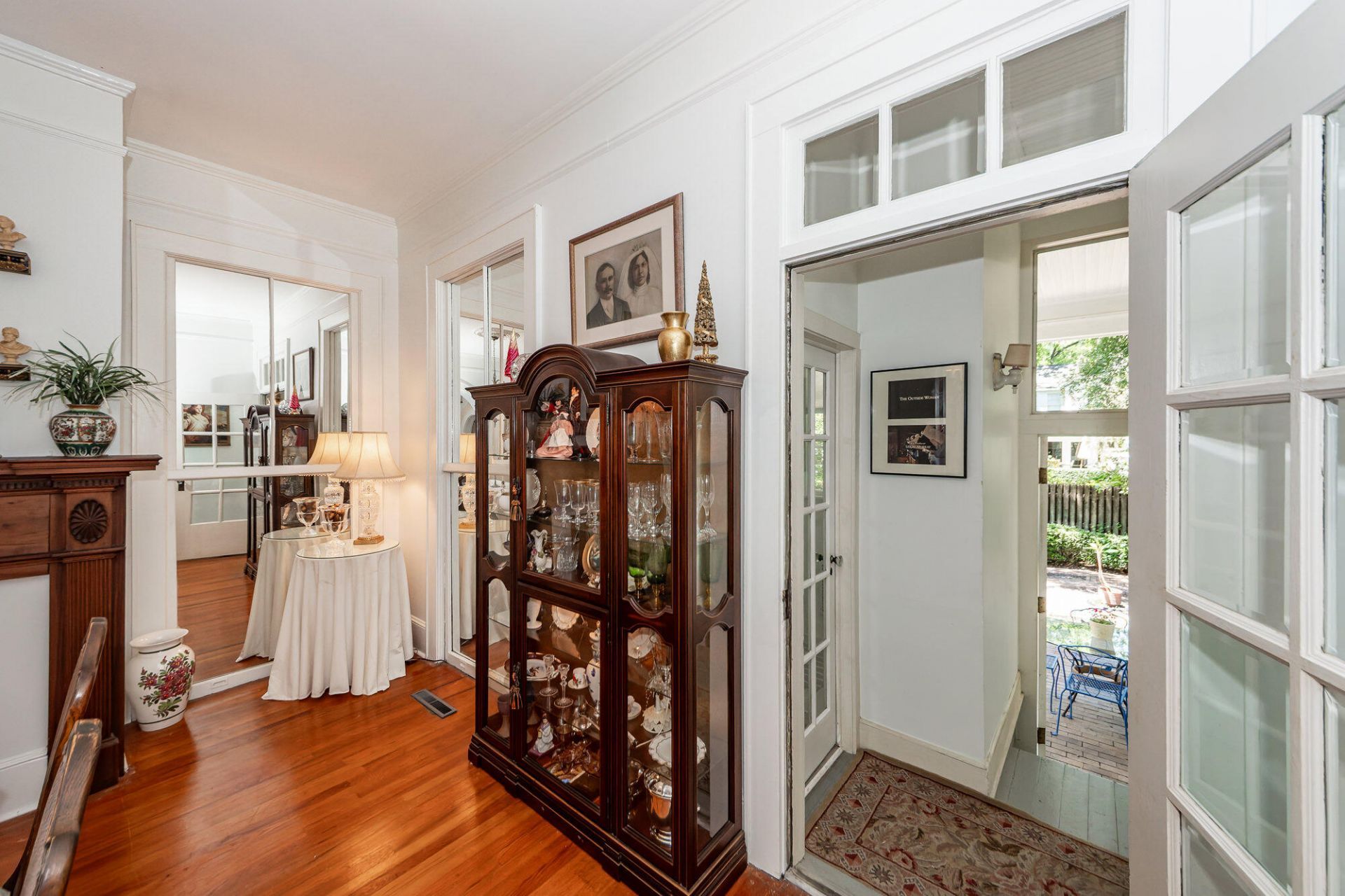 458 Hampton Street Photo 21