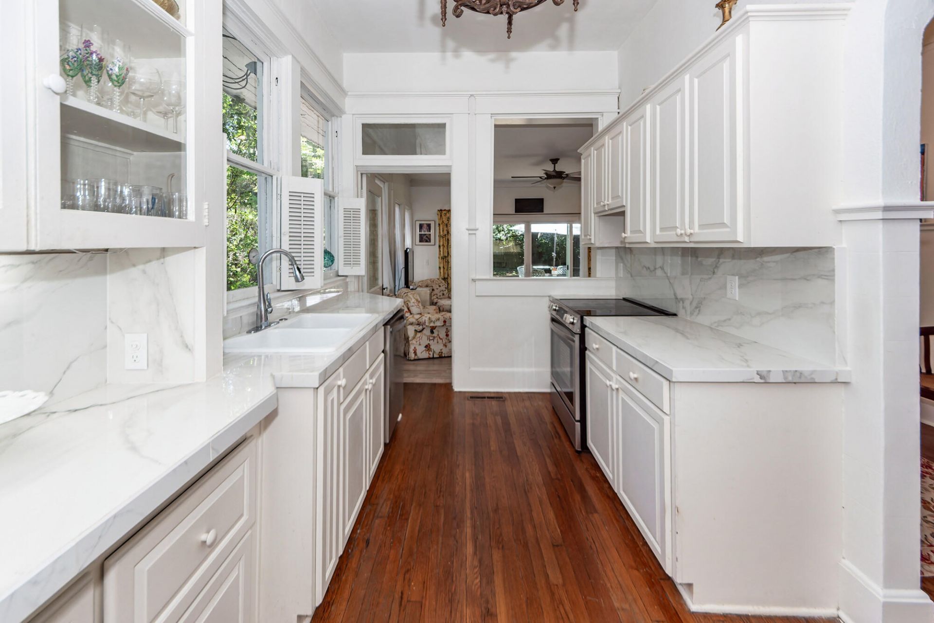 458 Hampton Street Photo 28
