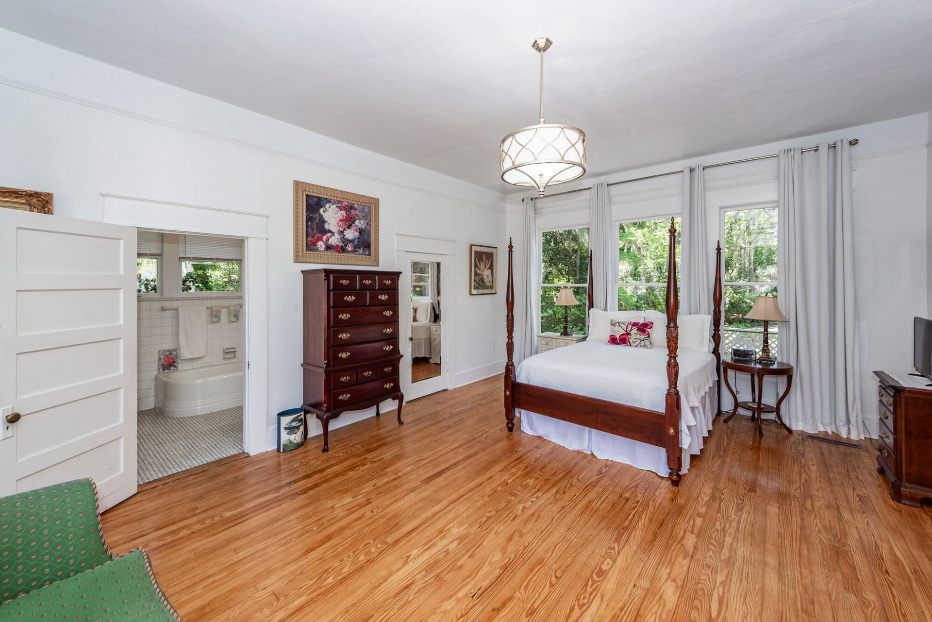 458 Hampton Street Photo 36