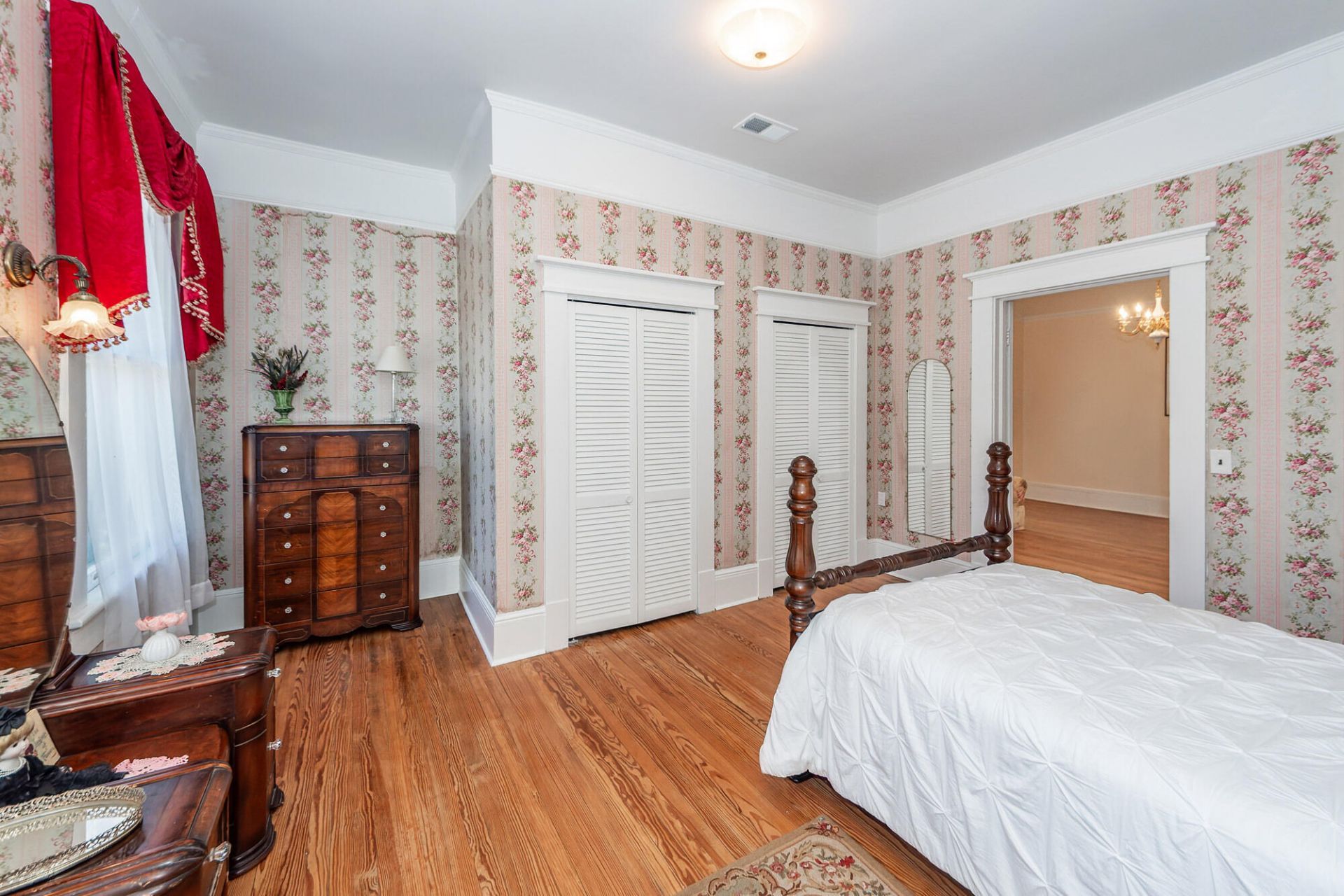 458 Hampton Street Photo 53
