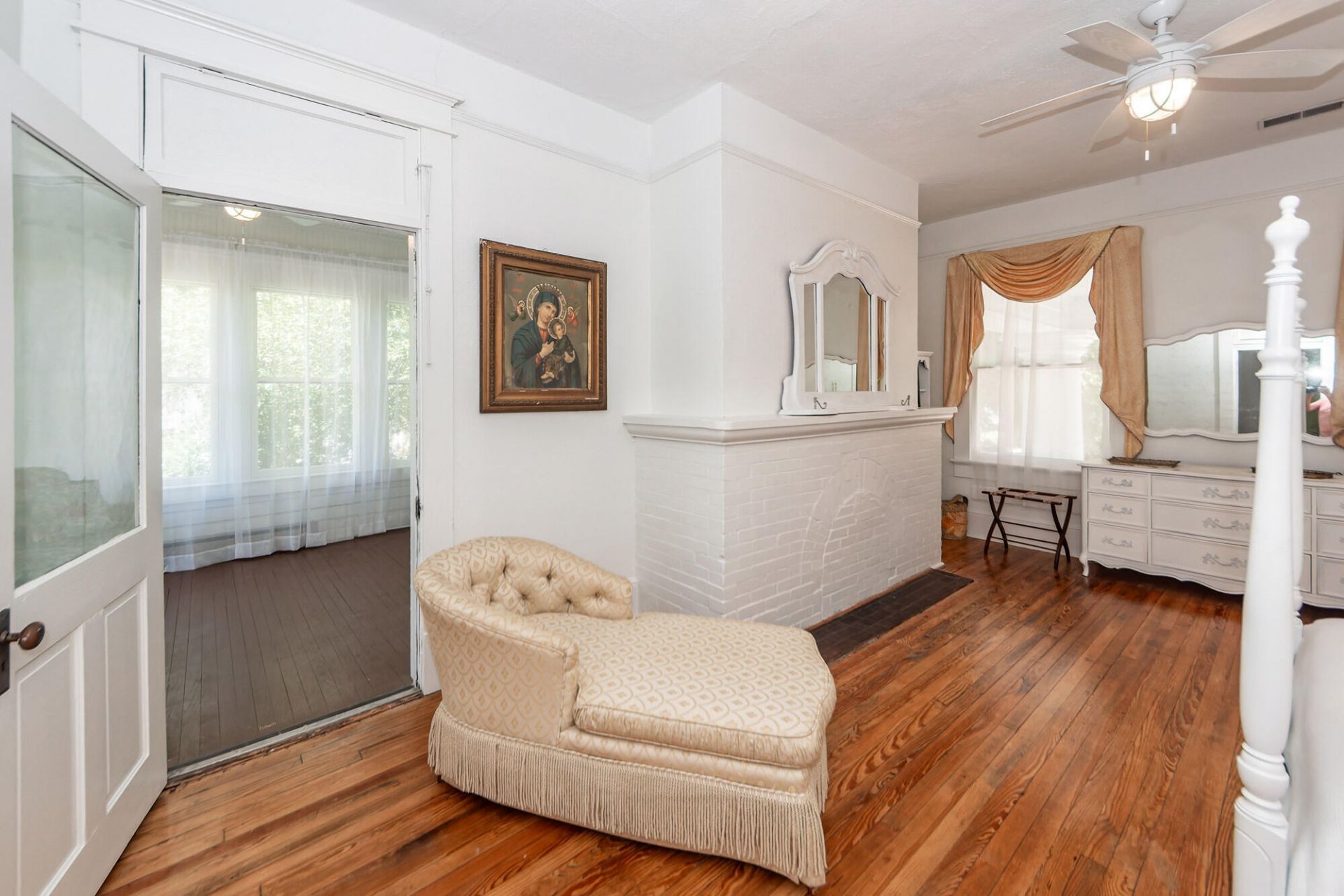 458 Hampton Street Photo 54